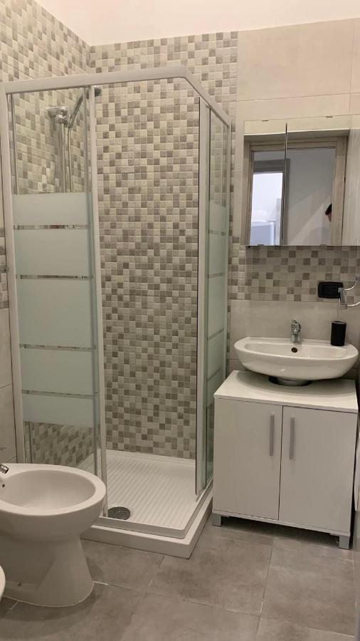 Miris Apartment Fast Comfortable Naples Airport Capodichino 25 Minutes Walk Self Check-In 외부 사진