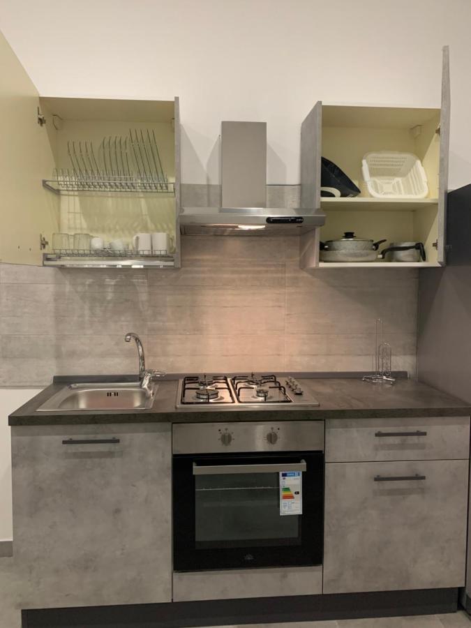 Miris Apartment Fast Comfortable Naples Airport Capodichino 25 Minutes Walk Self Check-In 외부 사진