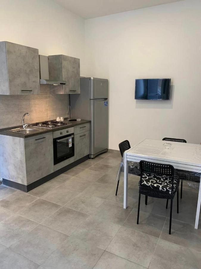 Miris Apartment Fast Comfortable Naples Airport Capodichino 25 Minutes Walk Self Check-In 외부 사진