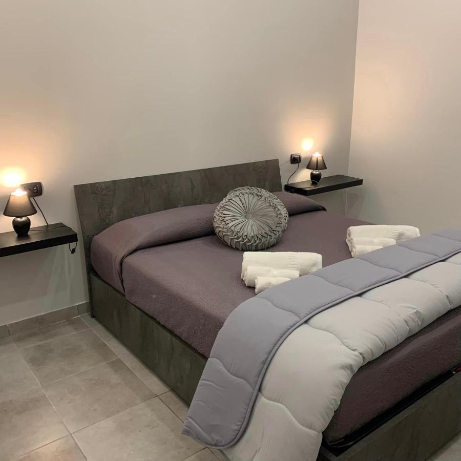 Miris Apartment Fast Comfortable Naples Airport Capodichino 25 Minutes Walk Self Check-In 외부 사진